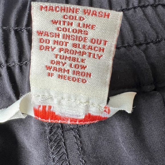 Sundance Melina belted shorts with exposed zipper pockets - Picture 9 of 9